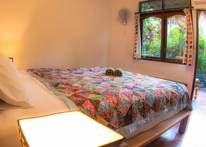 ベッド・アンド・ブレックファスト Rumah Semanggi 4*